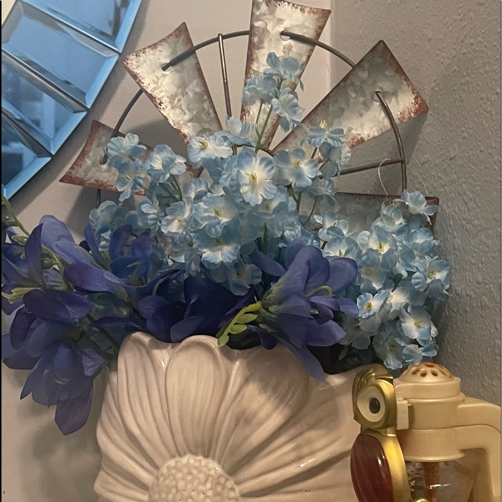 Fan - Picture 3 of 3